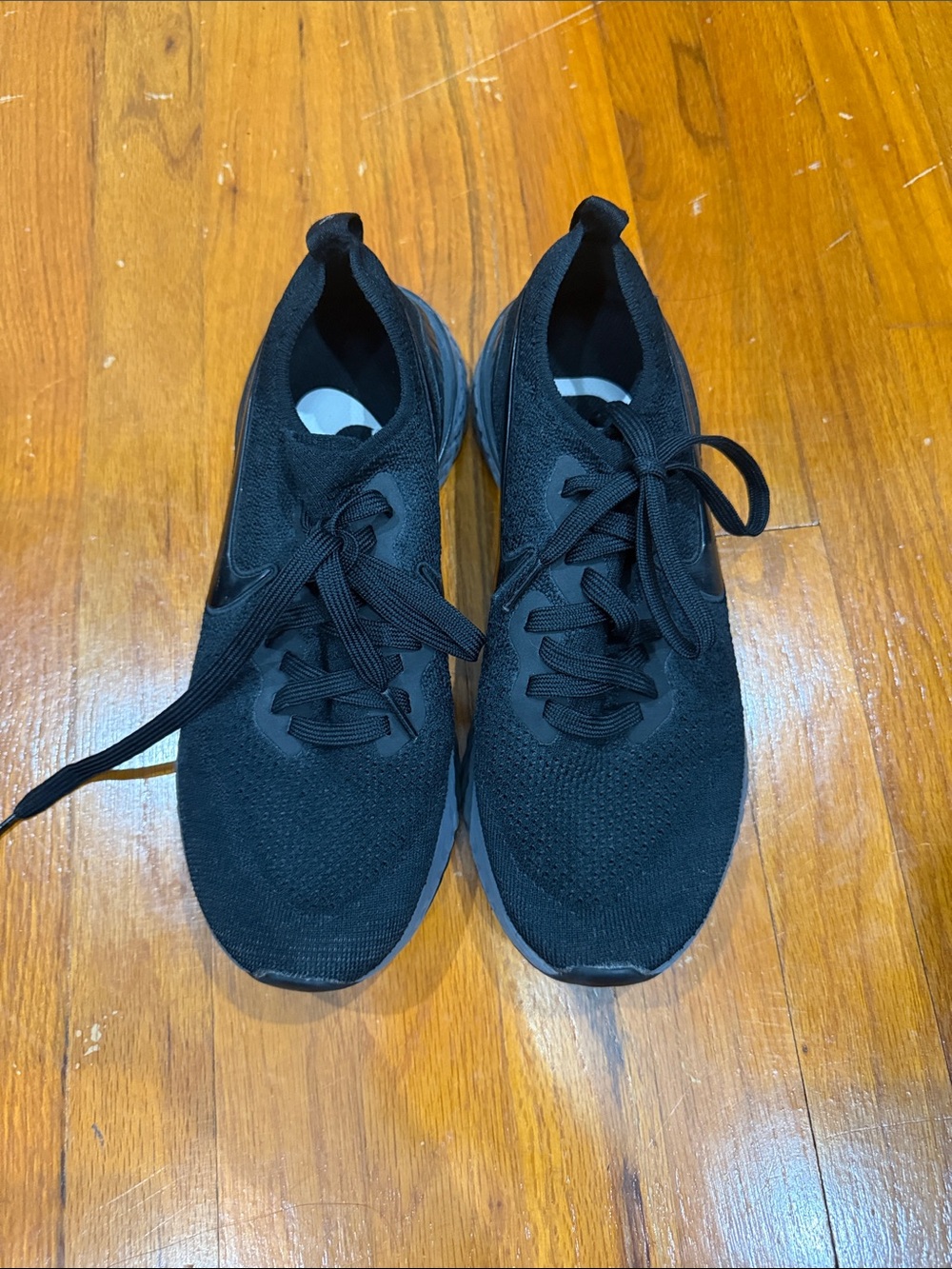 Nike Black Knit Lace-Up Athletic Shoes